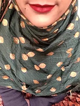 Indian-Aleena live XXX chat