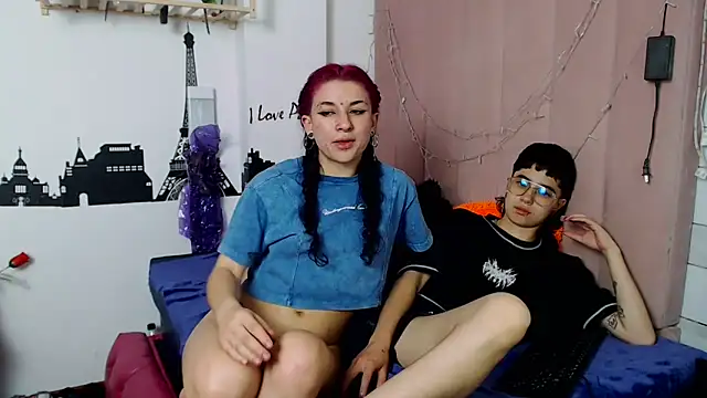 katalinathxandbritney1 live XXX chat