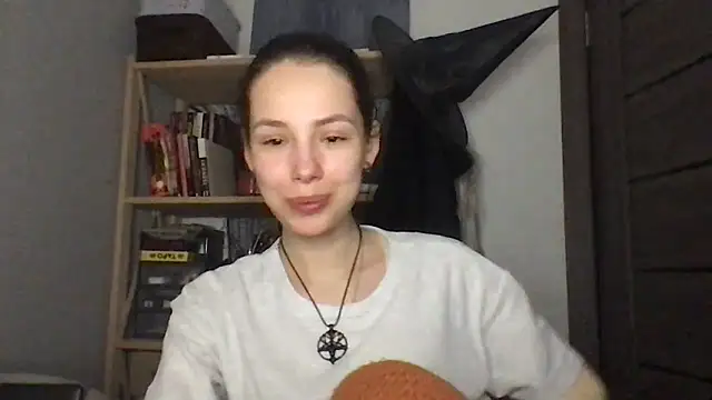 Yuna5343 现场XXX聊天