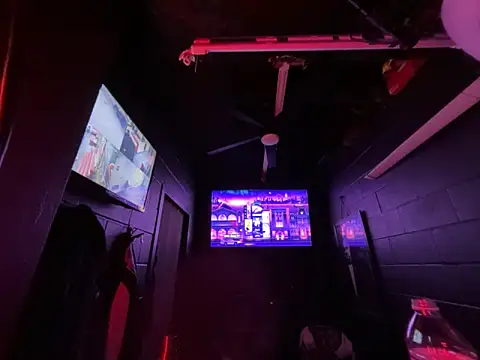 Czat XXX na żywo – TheBeast6989