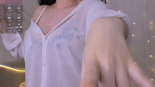 Chatroom XXX en direct de AishaAysitt