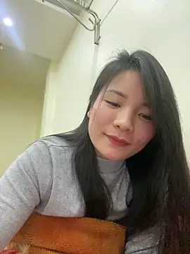 Bee_Yellow00 live XXX chat