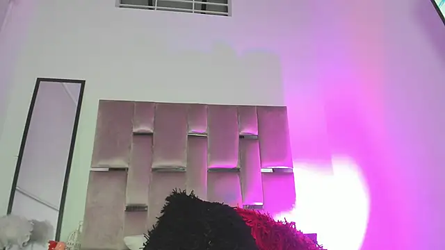 ScarlettFox0 即時 XXX 聊天