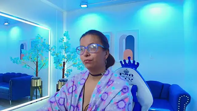 Amber__rouge live XXX chat