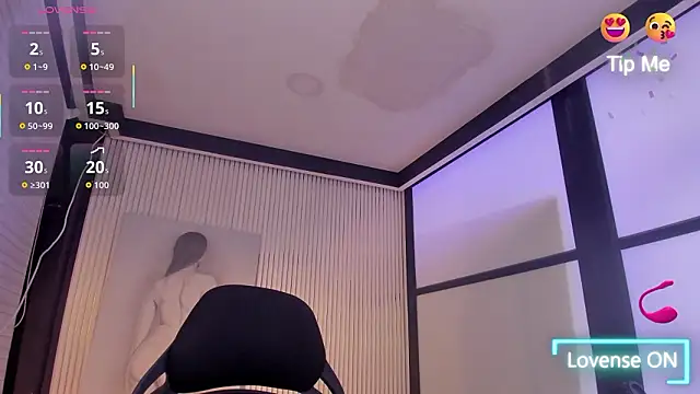 LunaBaker-1 live XXX chat