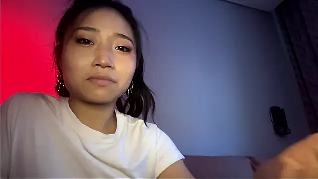 SweetMiaXO's Live XXX Chat