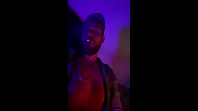 Guyst049's Live XXX Chat