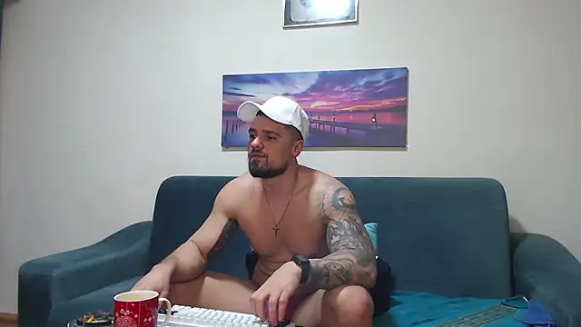 Chat XXX en directo de Tiberius_hunk