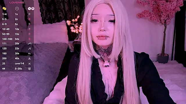 Lein_Bone élő XXX-chatje