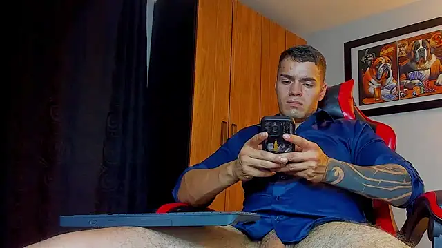 ALPHA_DOMINUS_ – Naživo XXX chat