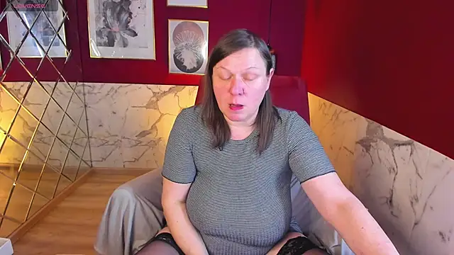 KellyPerfectionのライブXXXチャット