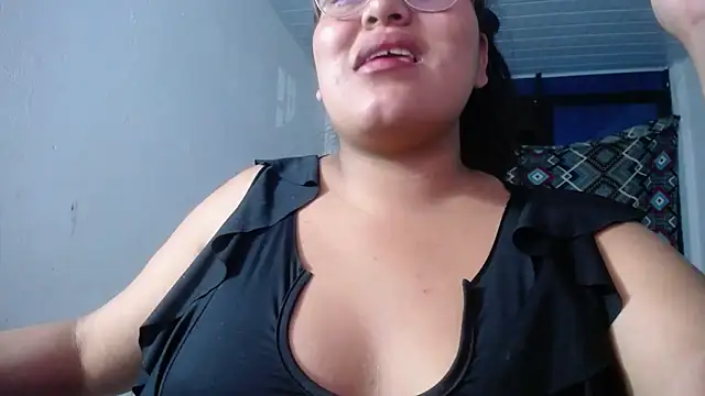 sirena_15 – Naživo XXX chat