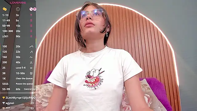 Chat XXX ao vivo de NayeCloud