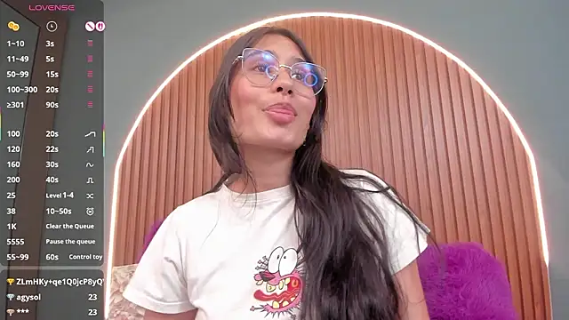 NayeCloud Live XXX-chat