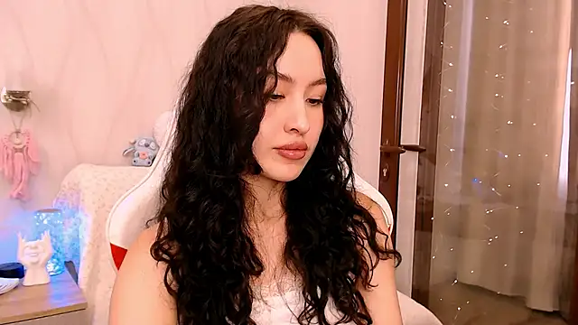 Ann__Cute 即時 XXX 聊天