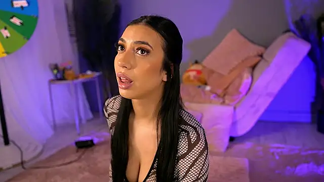 Chat +18 de BetsyGonzale ao vivo