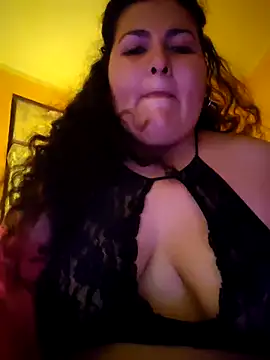 Ava89 现场XXX聊天