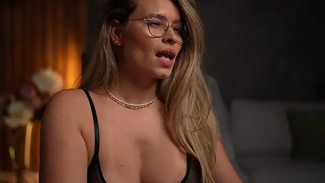 Chatroom XXX en direct de BrandyWhite