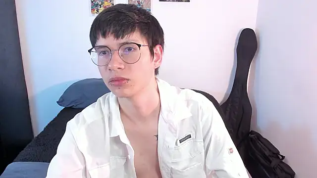 Živý XXX chat Andy_Bankai