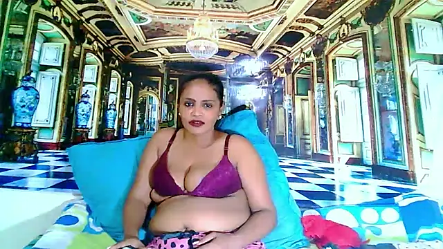 Živý XXX chat Luciousindian69