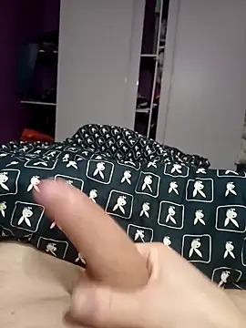 Онлайн чат XXX killminou