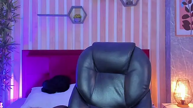 miah_connor's Live XXX Chat