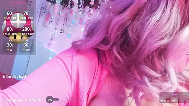 دردشة MilkyXSakura الجنسية المباشرة