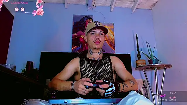 HannibalLester's Live XXX Chat