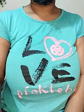 Chatroom XXX en direct de Nilanjona-Ray