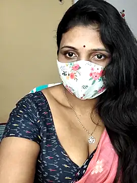 Hotty_Kavita 现场XXX聊天