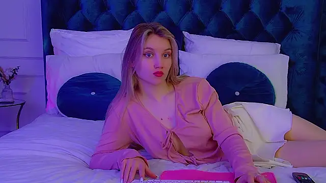 دردشة StacyEvances الجنسية المباشرة