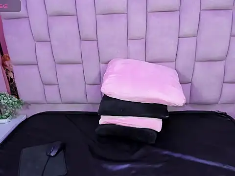 hazel_18_ 现场XXX聊天