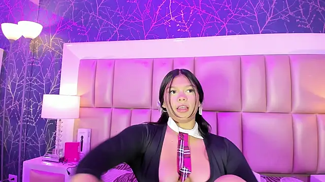 HatsaJones' Live XXX Chat