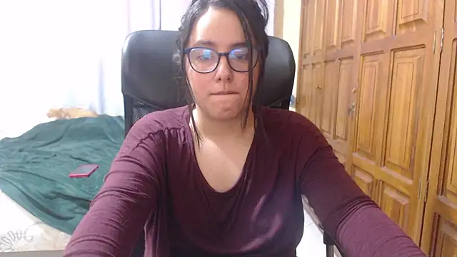 دردشة Venus_cat_ الجنسية المباشرة