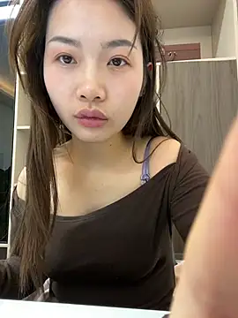 GYYoo élő XXX-chatje