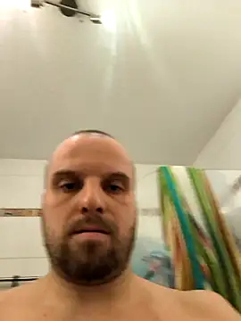 Phoenix2310's Webcam Show