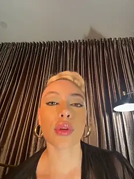 Ginevrafedez's Live XXX Chat