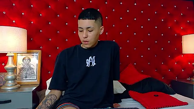 Raven_Cox's Live XXX Chat