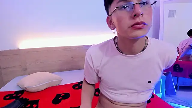 Živý XXX chat Alexander_Collinss