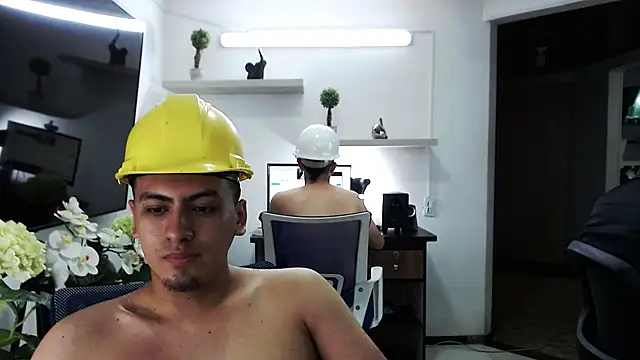 عرض كام connor_lenoxx