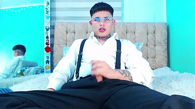 _justinmoon2: онлайн-секс-чат