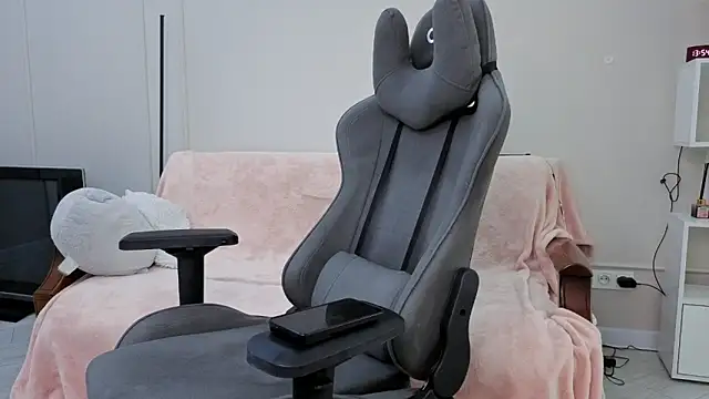 arlekincrop: απευθείας συνομιλία ΧΧΧ