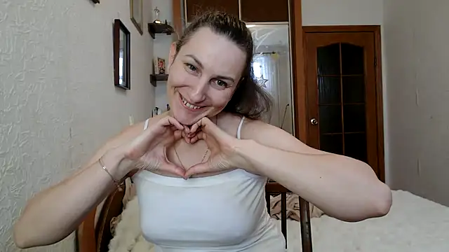 แชท XXX สดของ Yevgeshka-Milashka