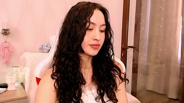 Ann__Cute 现场XXX聊天