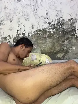 ikaro21 élő XXX-chatje