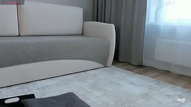 Chatroom XXX en direct de AmelinaLove