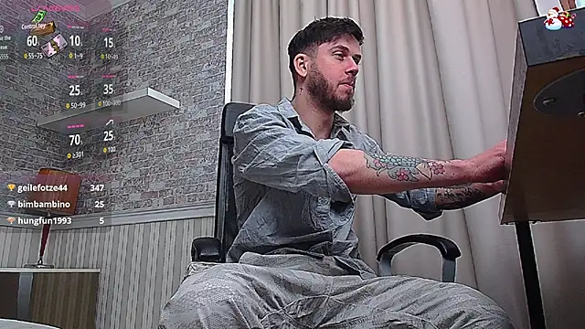 Chat XXX ao vivo de JonahShaw