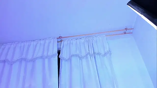 Онлайн чат XXX Sofiia_cute_