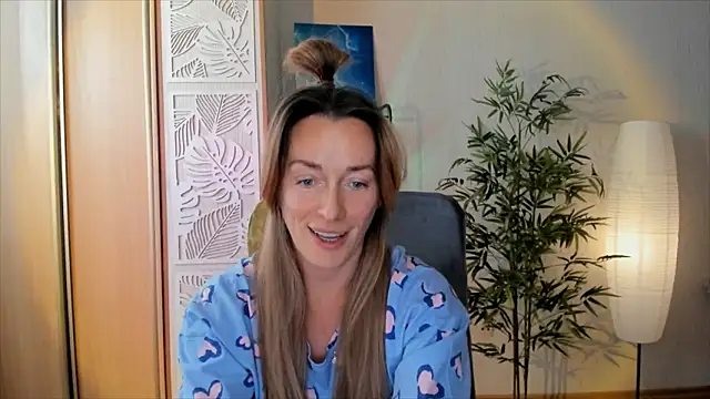 RebeccaMartinez's Live XXX Chat