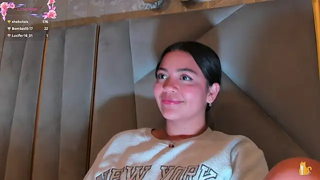 Chat +18 de KimDevinne ao vivo